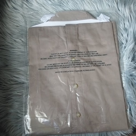 2/$15 LANDMARK women's tan button down shirt - Picture 5 of 5